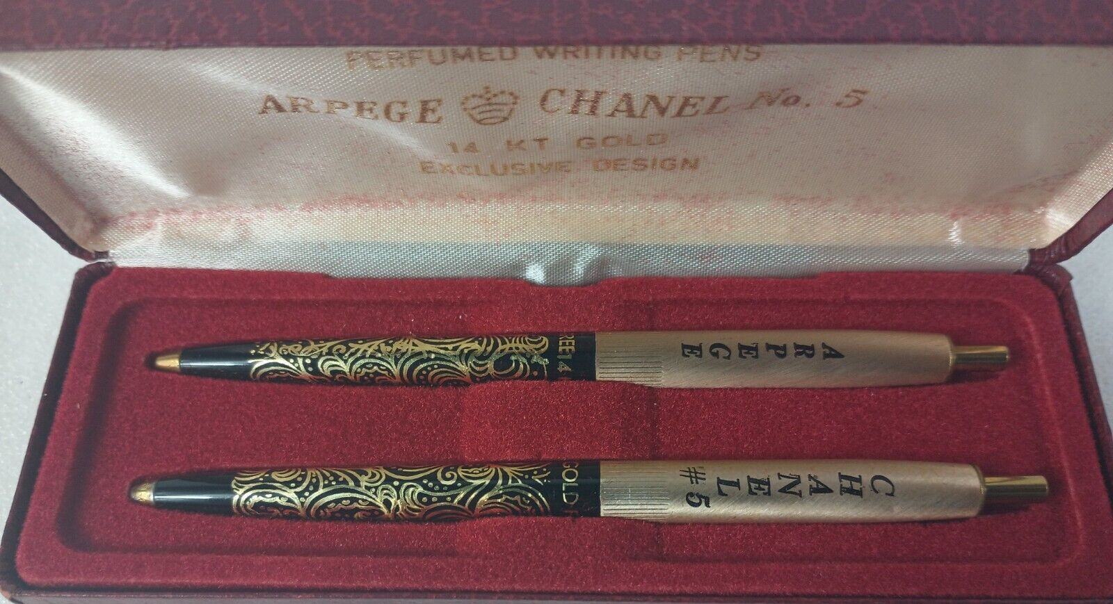 Vintage Arpege Channel No.5 14k Gold Filigree Perfumed Writing Pens w/Hard Case