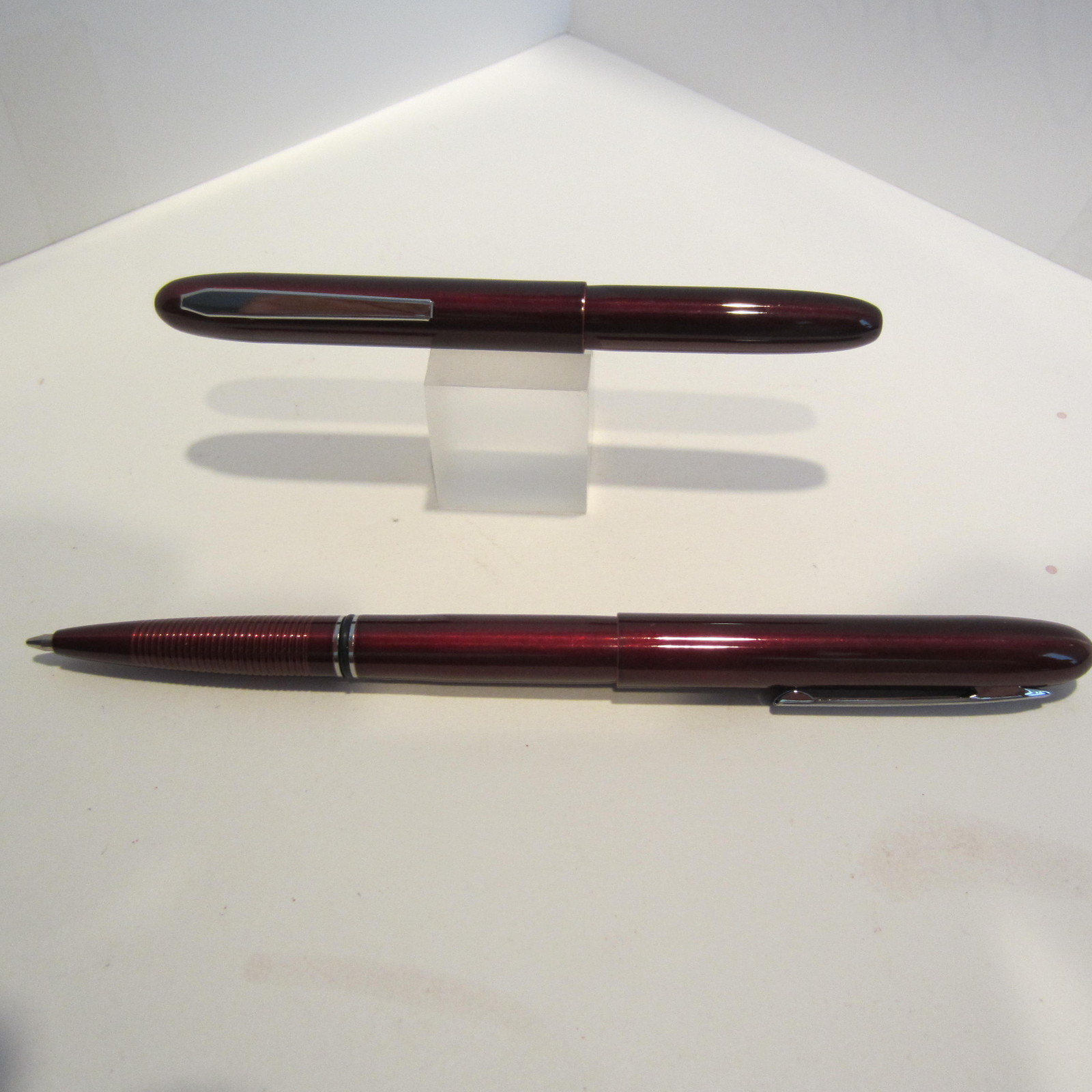 RED BULLET CAPPED BALLPOINT PEN w/ clip-GREAT POCKET PEN