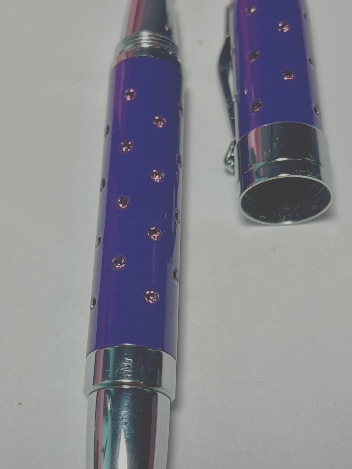 Jimmy Crystal New York Purple Enamel w/Pink Crystals Iridium Point Fountain Pen
