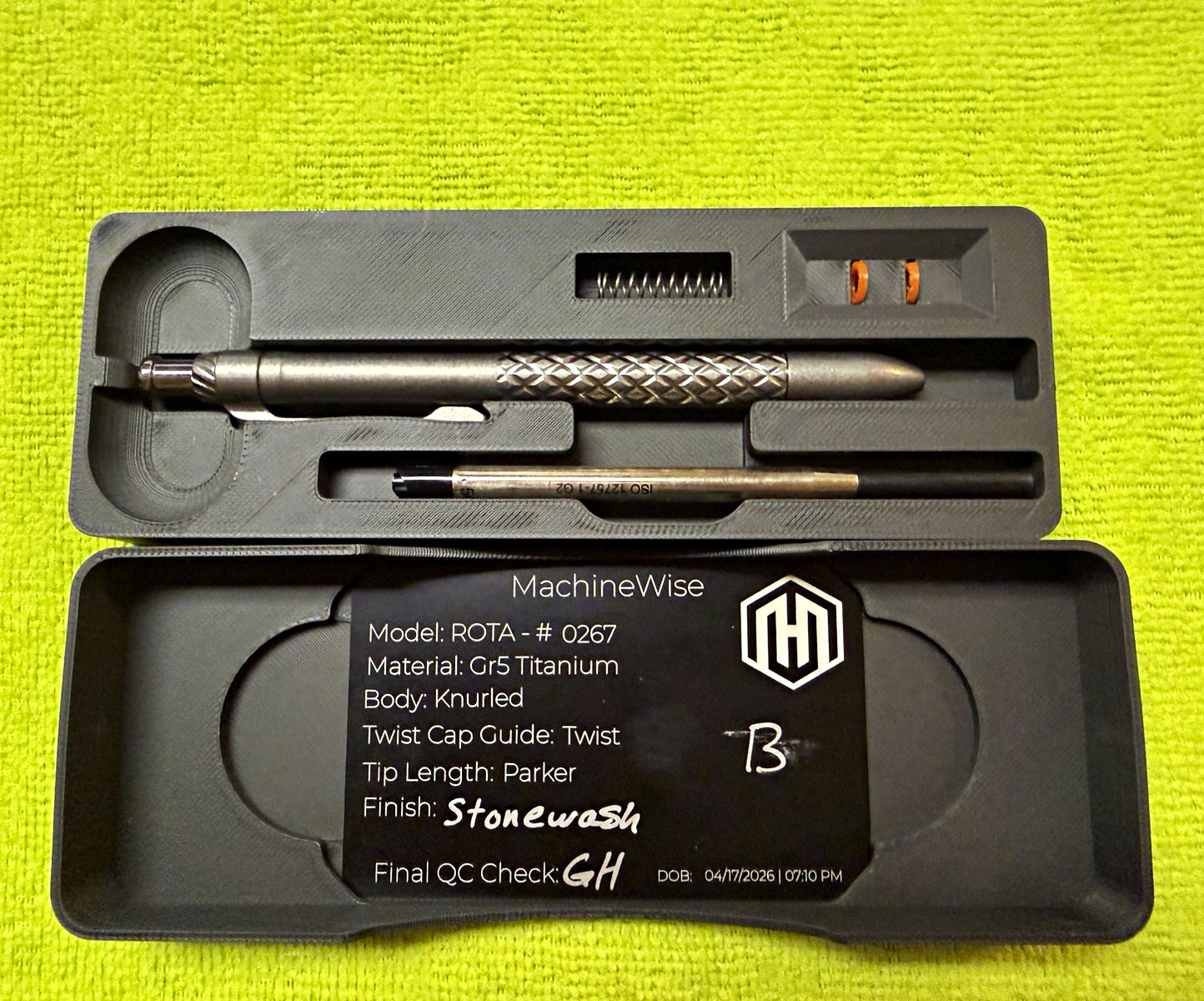 MachineWise ROTA Stonewash Titanium Knurled Ballpoint Pen, Black Ink (Blem)
