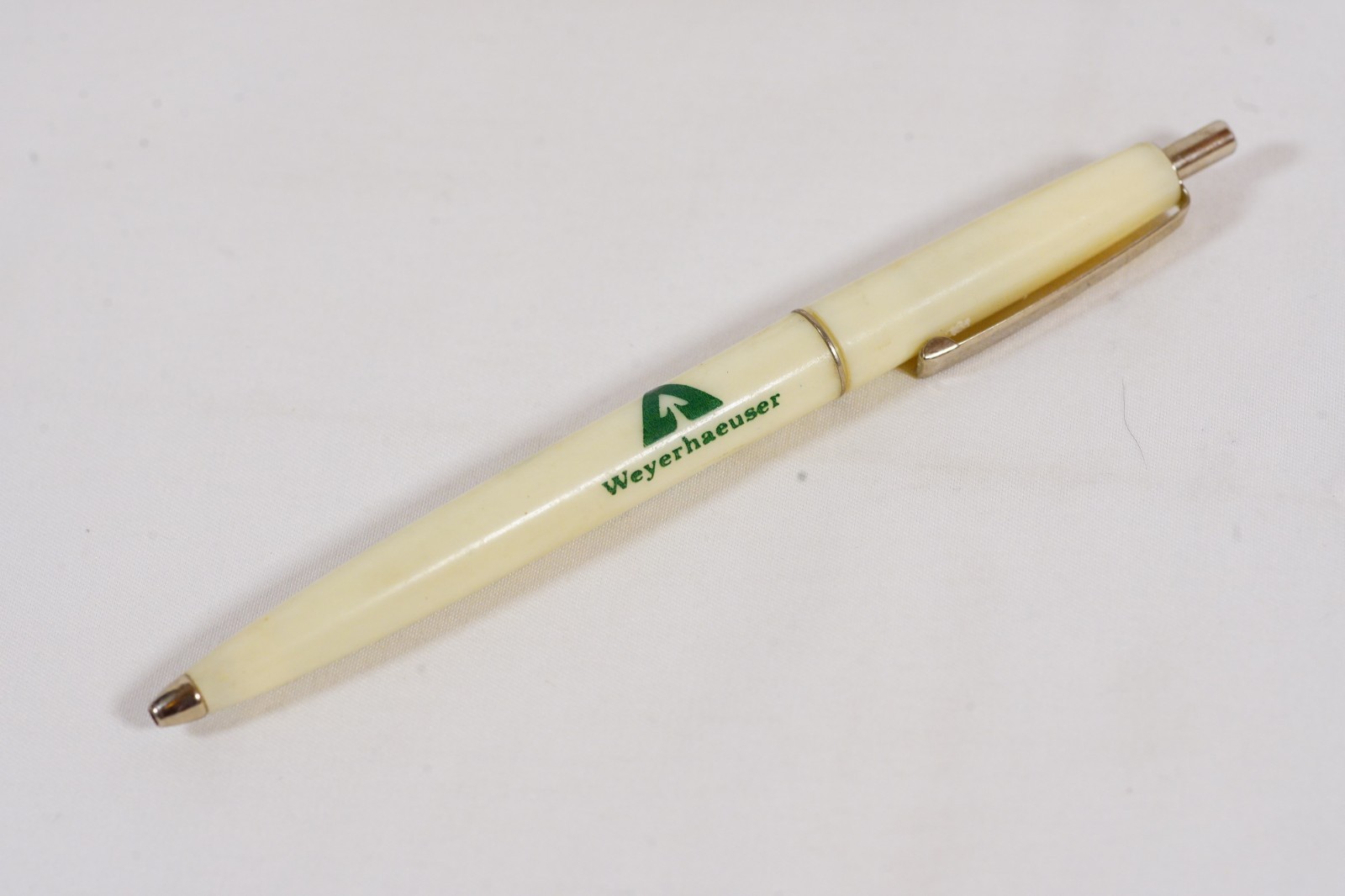 Vintage Weyerhaeuser Lumber Company Advertising Rollerball Pen Lot 12 Pens