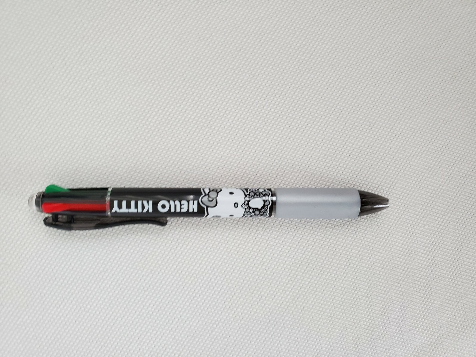 Hello Kitty pen (4 colors: black,red blue,green)