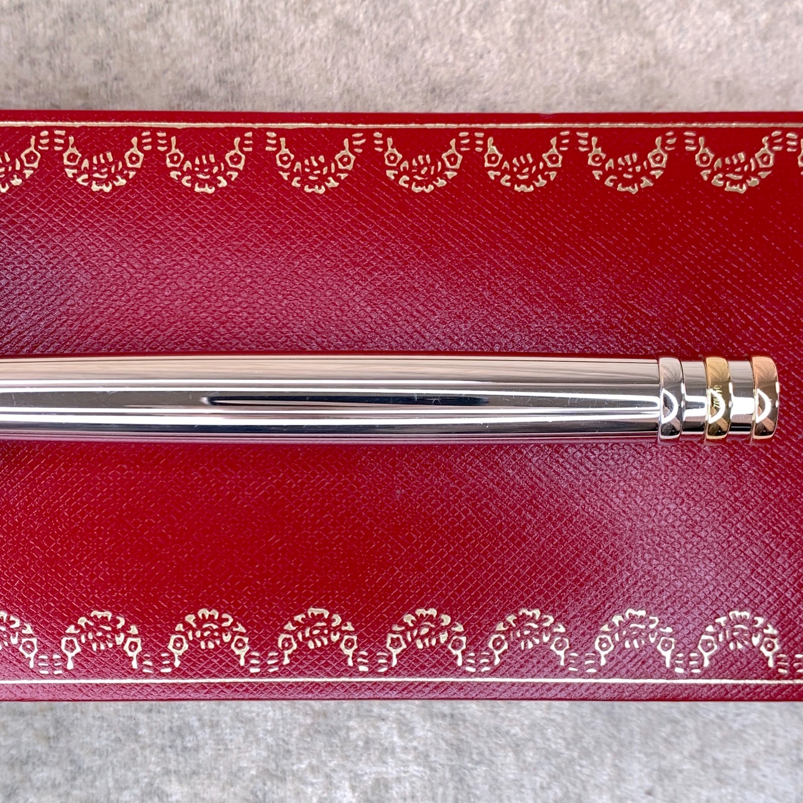 Cartier Ballpoint Pen Trinity Silver Godron Platinum Finish with Case & Papers