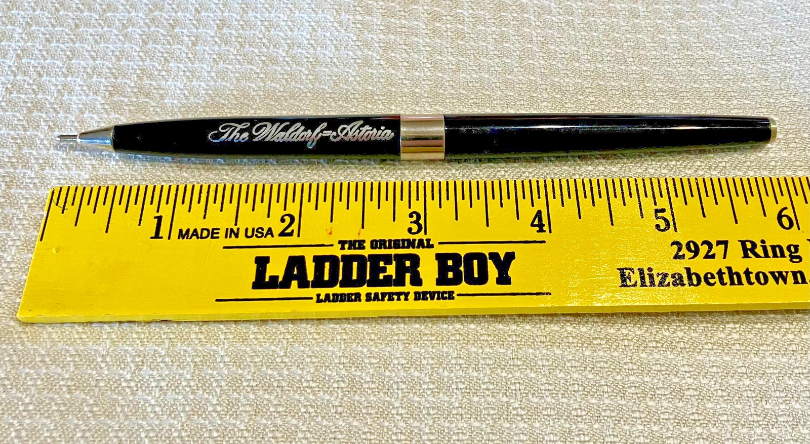 Vintage Waldorf Astoria New York Hotel Ballpoint Pen Silver Black Gold Trim 1990