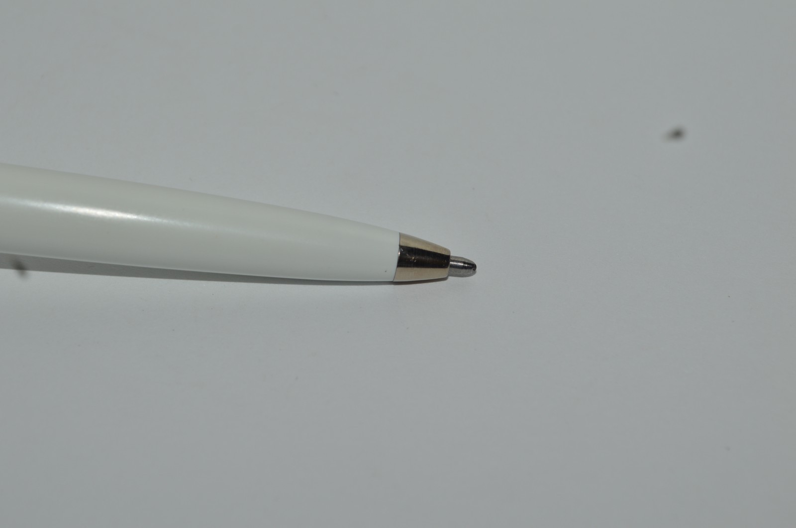 PAPER MATE Profile #2 Regular Grip Ballpoint Pen White Barrel Mexico Made 1990’s