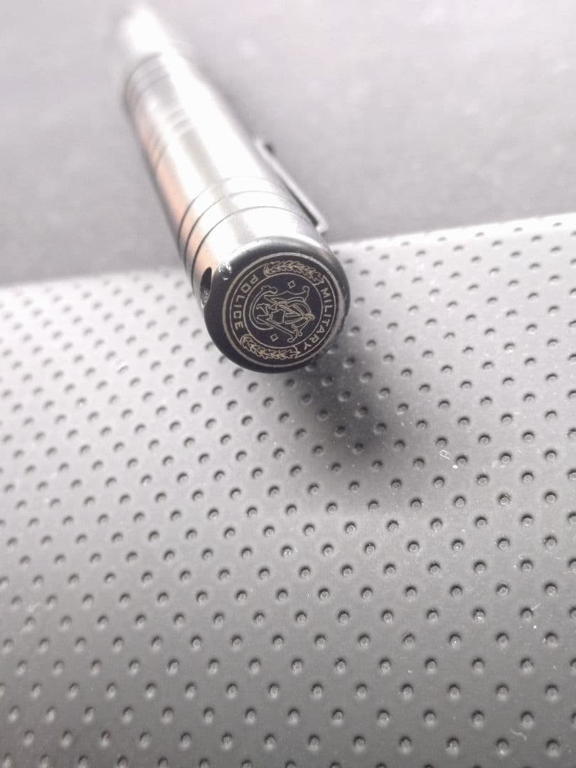 Smith Wesson Smith Wesson M P Tactical Pen Knurled grip with Pocket clip USED