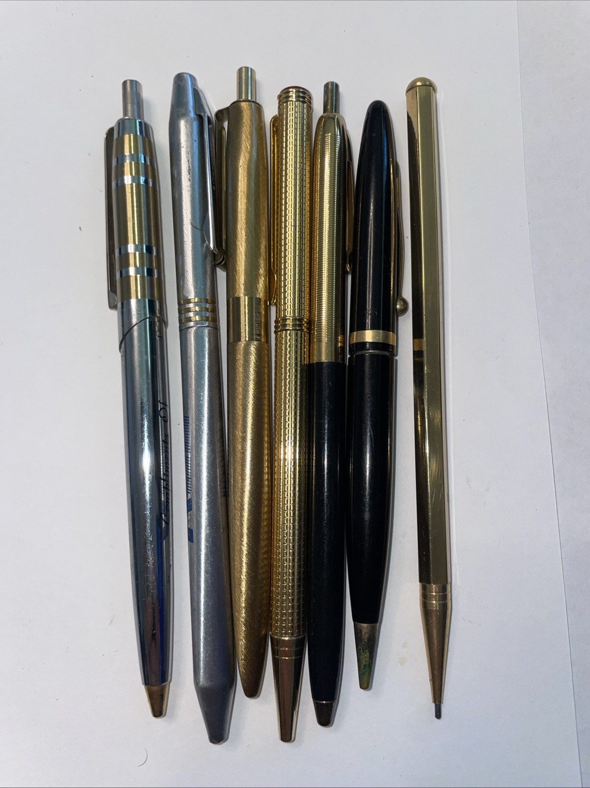 Vintage Pens And Mechanical Pencils – Lot Of Ballpoint Pens Sheaffer USA Unipeco