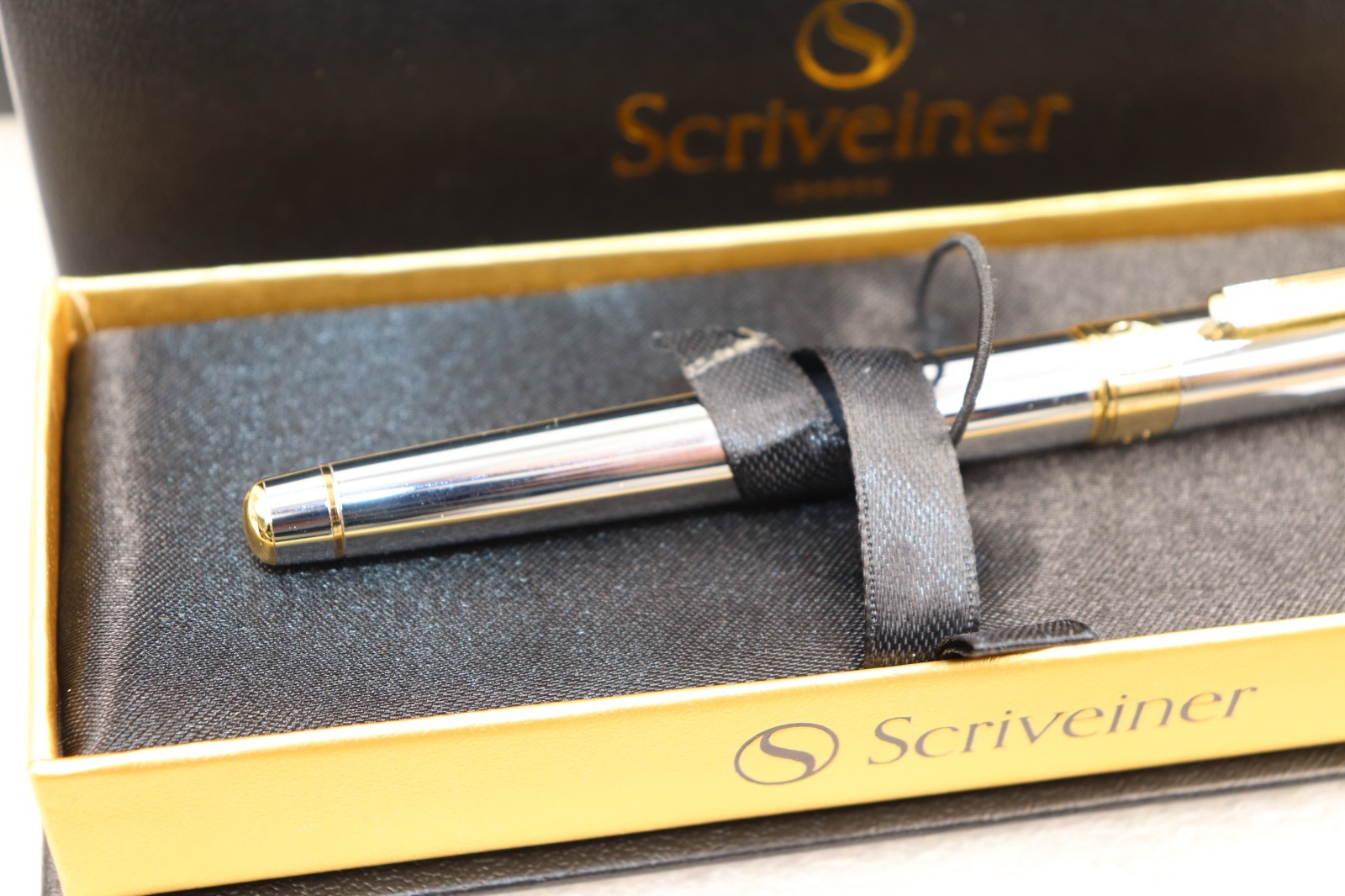 Scriveiner London Silver Gold Roller Ball Luxury Pen Gold Trim with Box