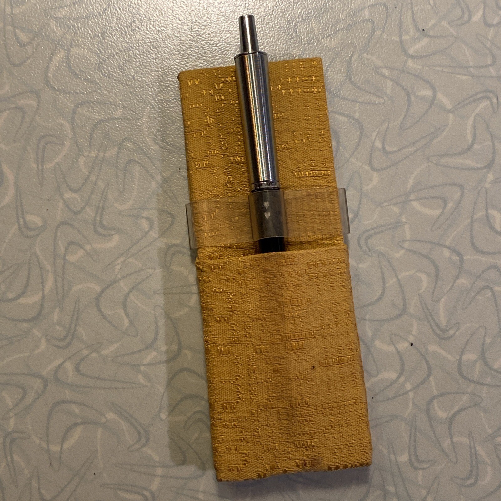 Paper Mate Double Heart 💙💙 Ballpoint Pen with Pocket Sleeve Protector and Clip
