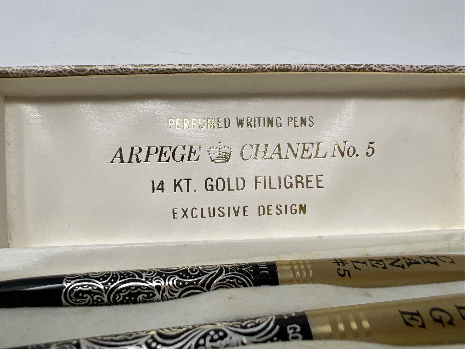 Vintage 14KT Gold filigree, Perfumed Writing Pens & Box