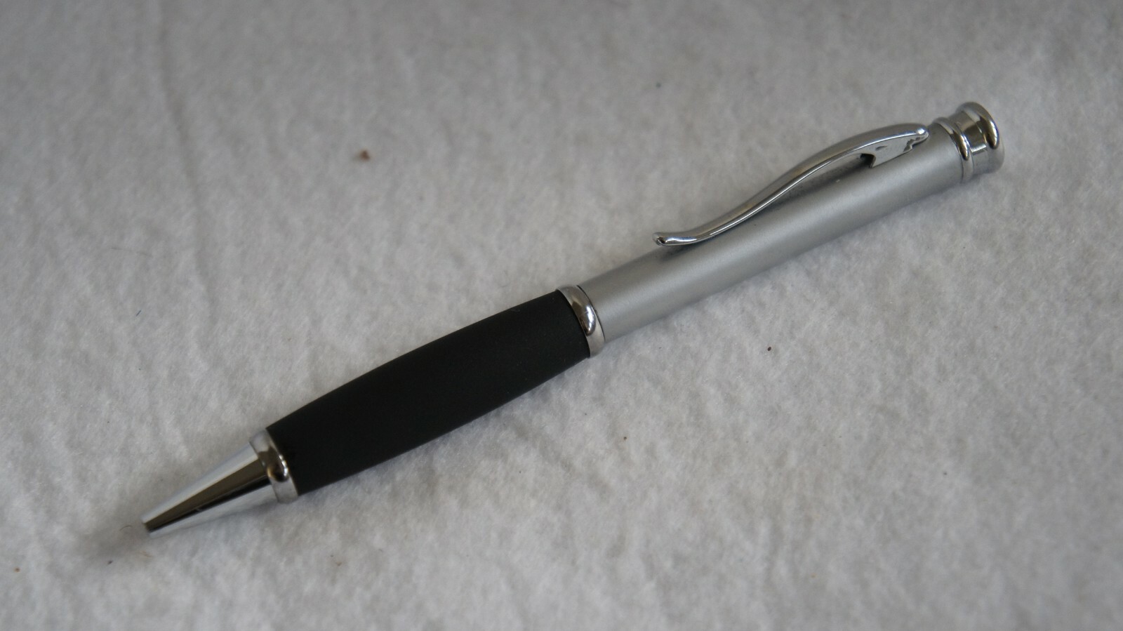 Metal Barrel Ballpoint Pen w/ Black rubber grip New