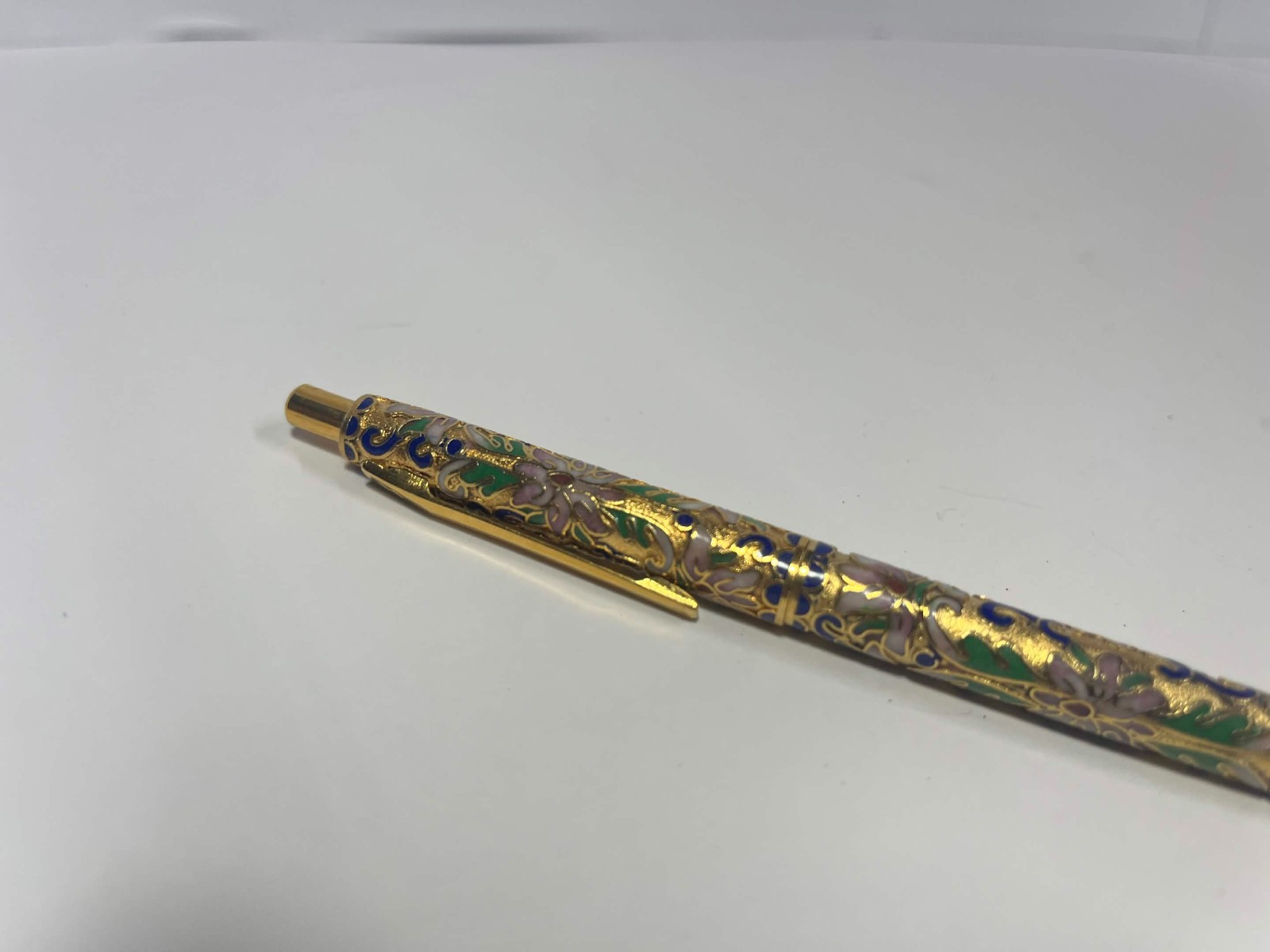 Vintage Chinese Cloisonne Enamel Ballpoint Pen Gold Tone Floral Silk Box NOS
