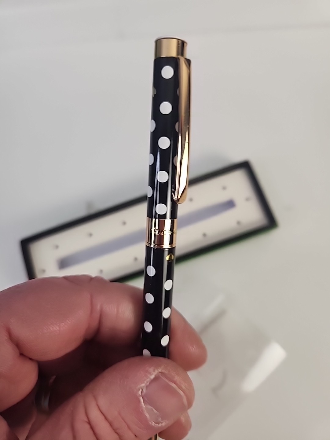 KATE SPADE New York «Polka Dot» Black Ink Ballpoint Pen w/Gift Box NEW