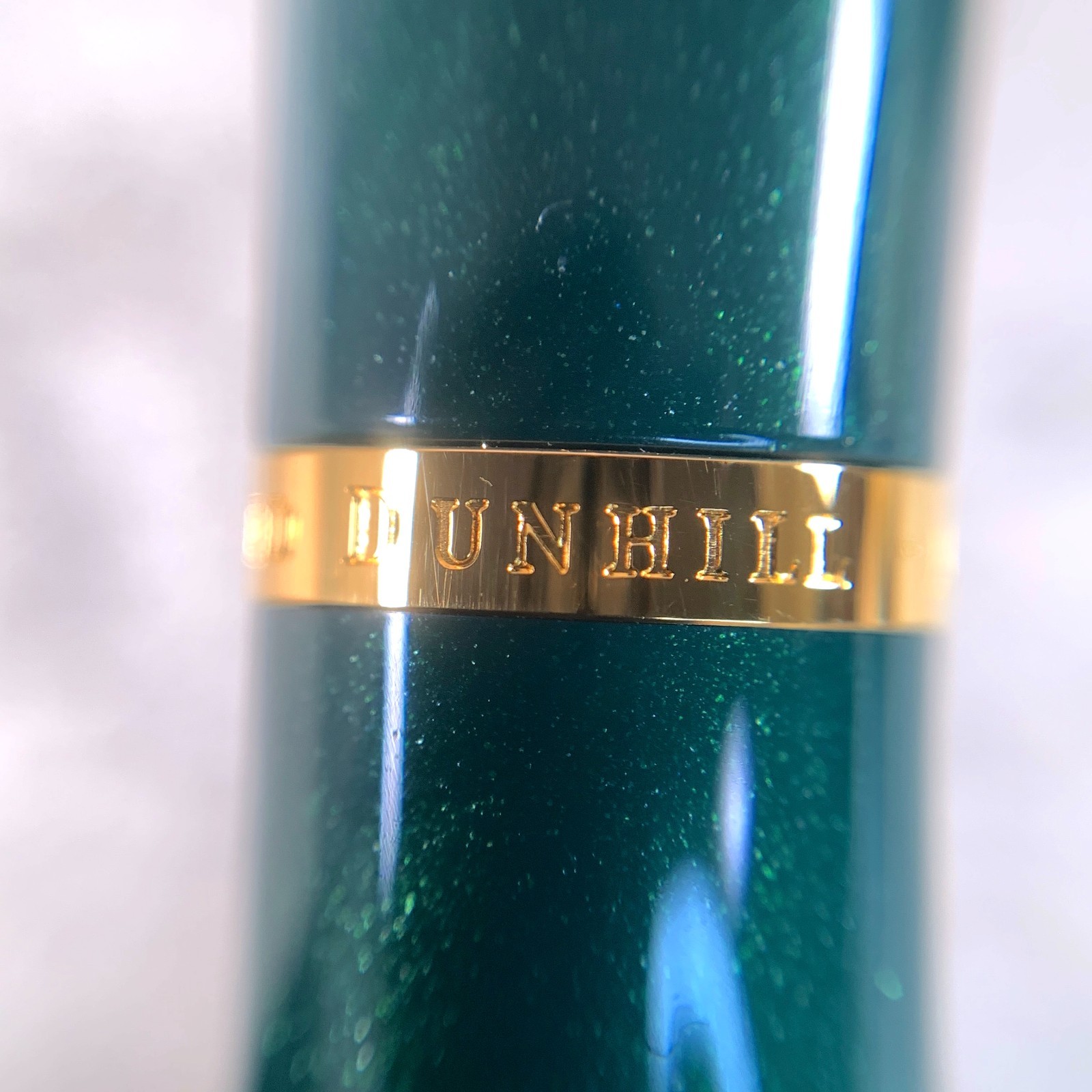 Dunhill Ballpoint Pen Large AD2000 Green Glitter Resin Gold Finish w/Case & Card