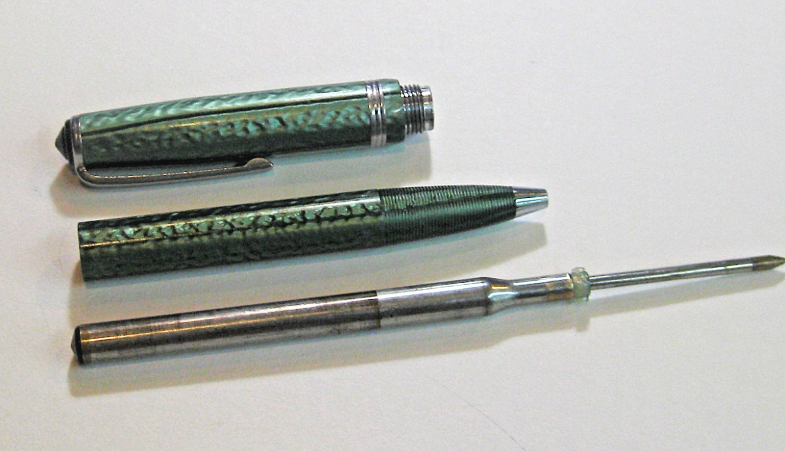 Pearl Green Esterbrook Ball Pen J series, dry refill, cap action. Beauty