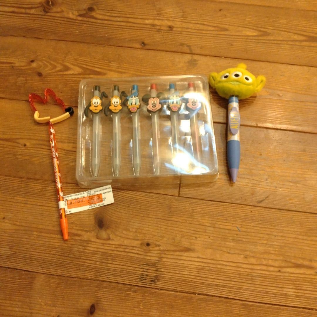 Hong Kong Disneyland ballpoint pen set #1cdf1c