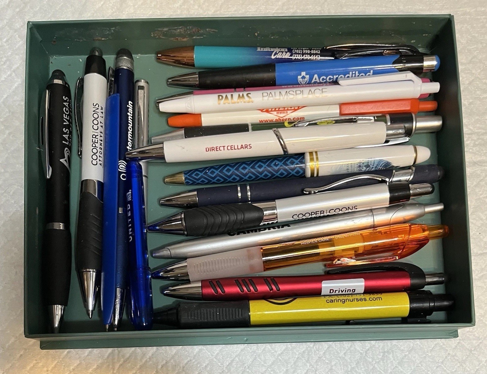 Lot of 20 Ball Point Pens ,Hong Kong,United and native american are special.