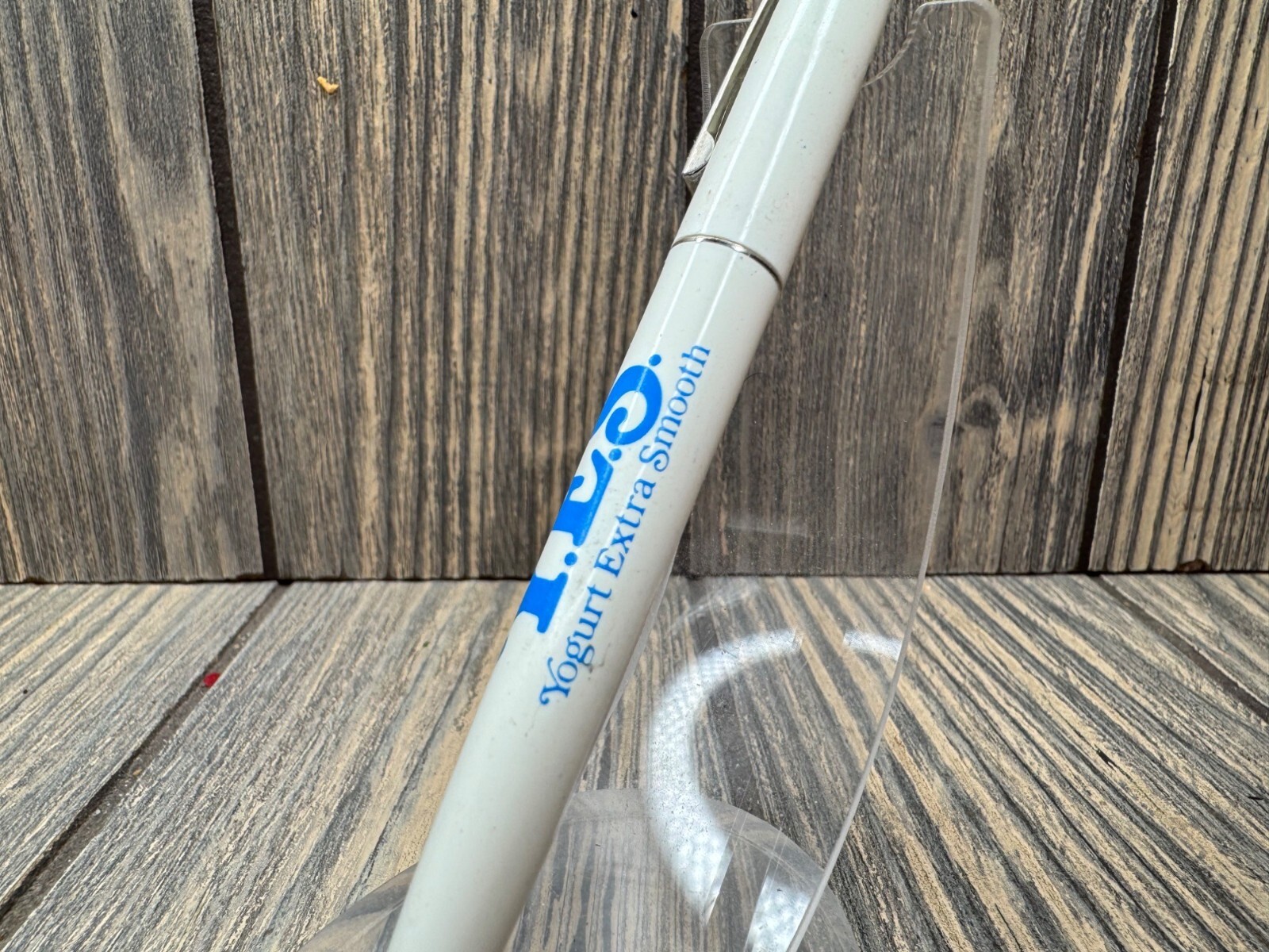 Yes Yogurt Extra Smooth Retractable Ballpoint Pen In White & Blue Ink