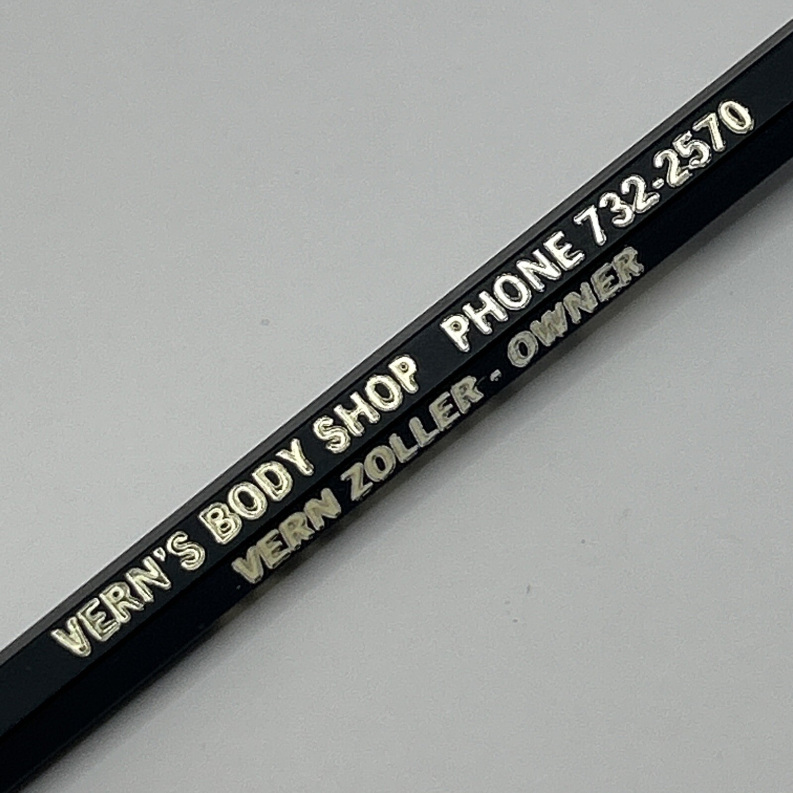VTG Ballpoint Stick Pen VERN’S BODY SHOP Vern Zoller Lincoln, IL