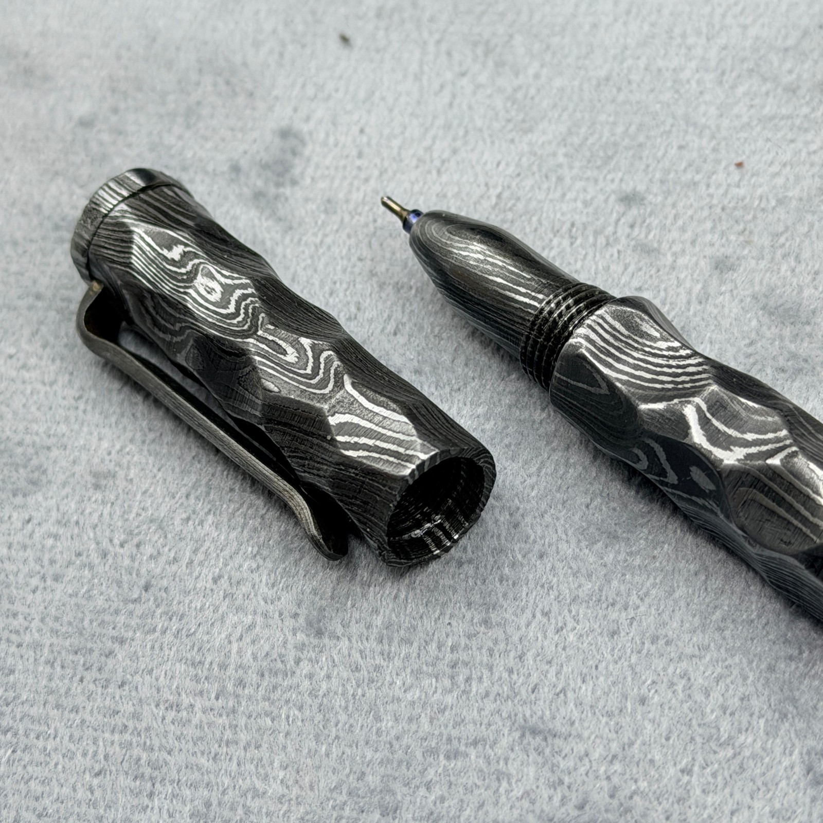 Hand Forged Damascus Steel Pen: Hammered Finish, Extra Refill