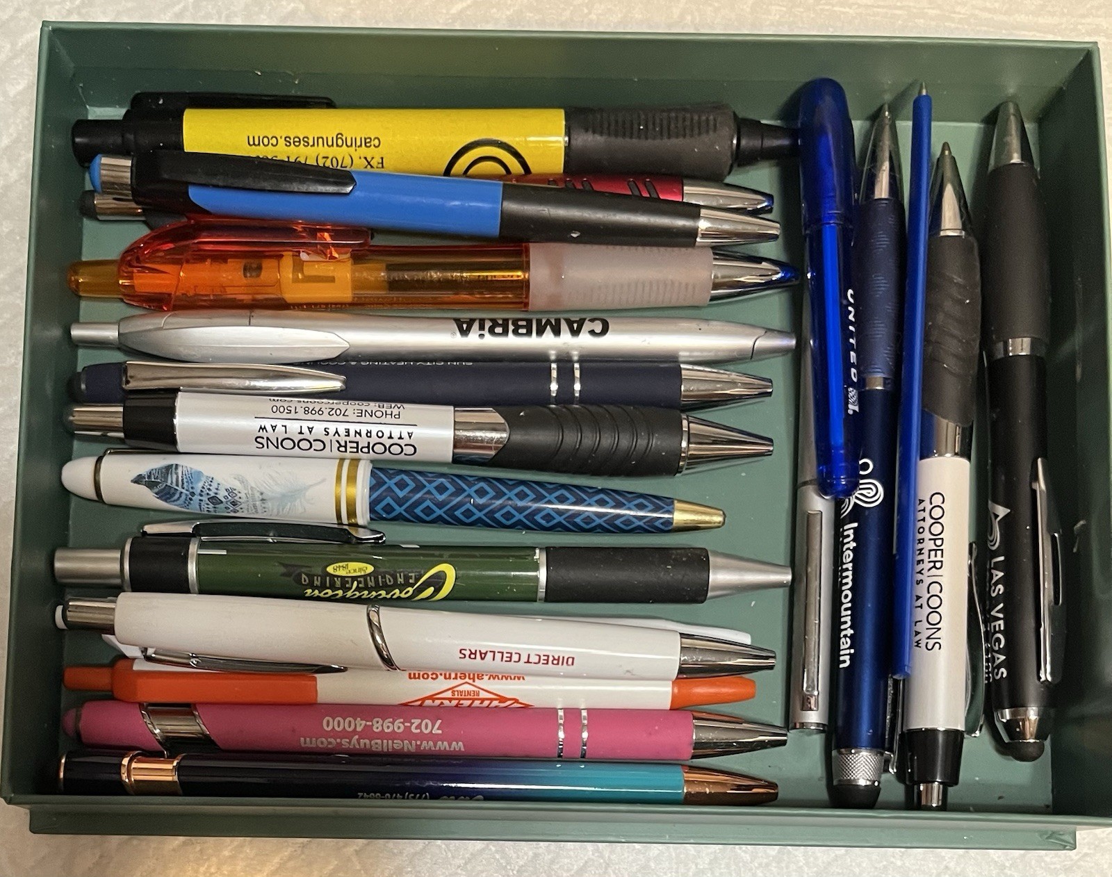 Lot of 20 Ball Point Pens ,Hong Kong,United and native american are special.