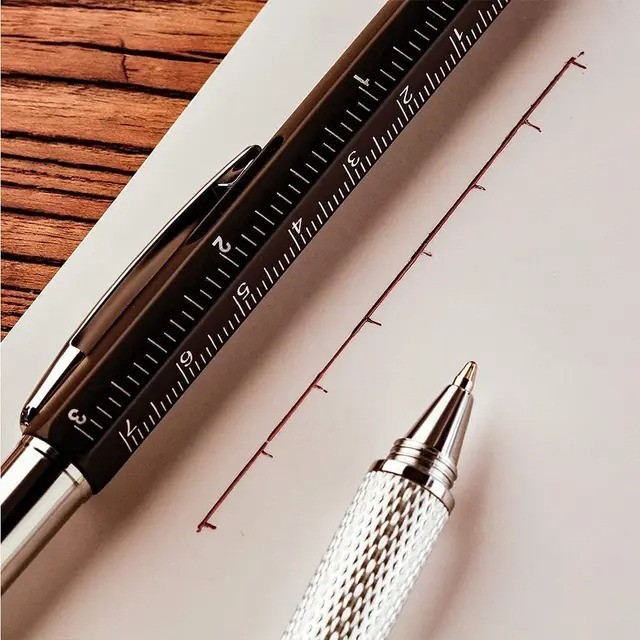 7 in 1 Multi Tool Stylus Pen Screwdriver Ruler Level Ballpoint Touch Pen