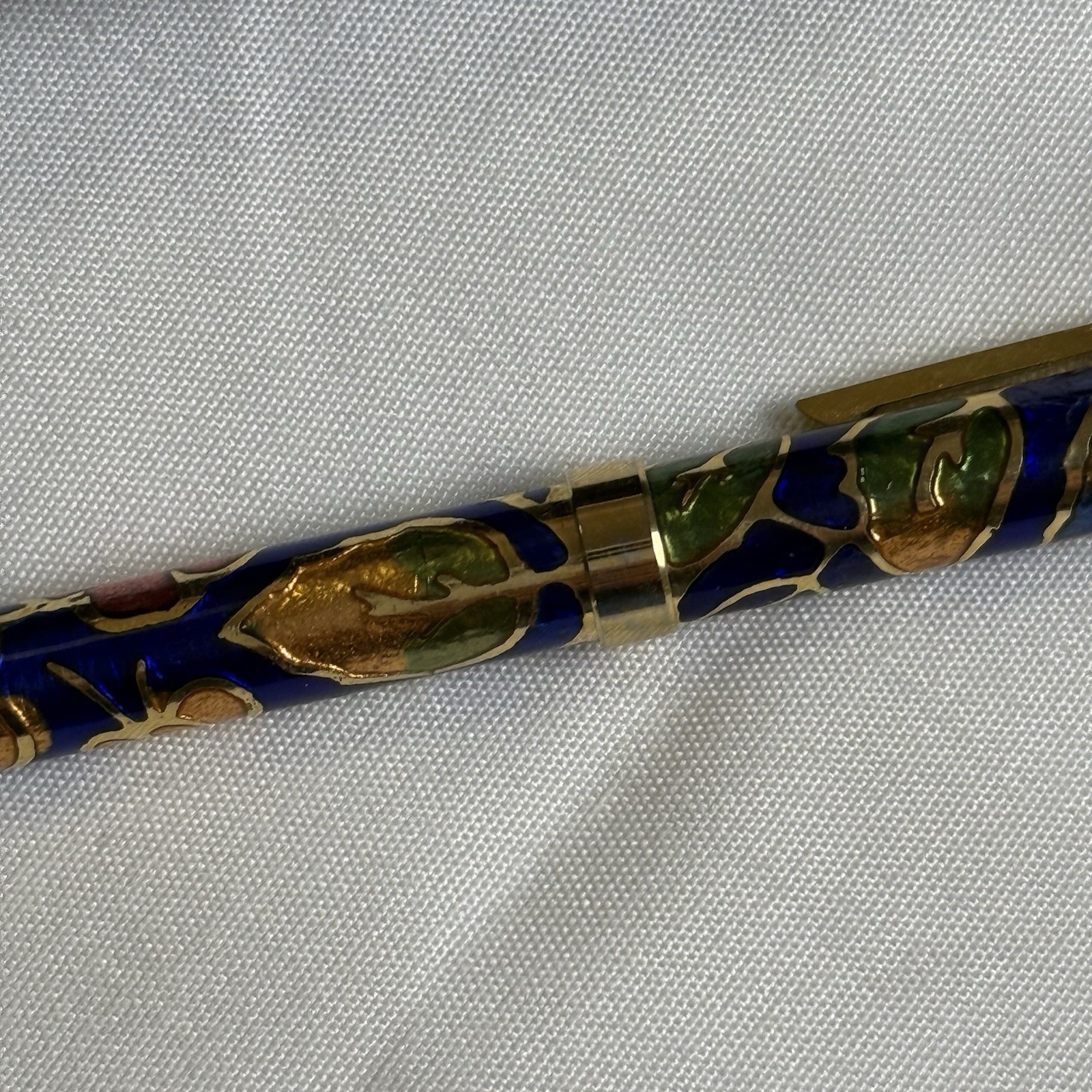 Chinese Cloisonné Enamel Ballpoint Pen Blue Floral w/ Case Needs New Cartridge