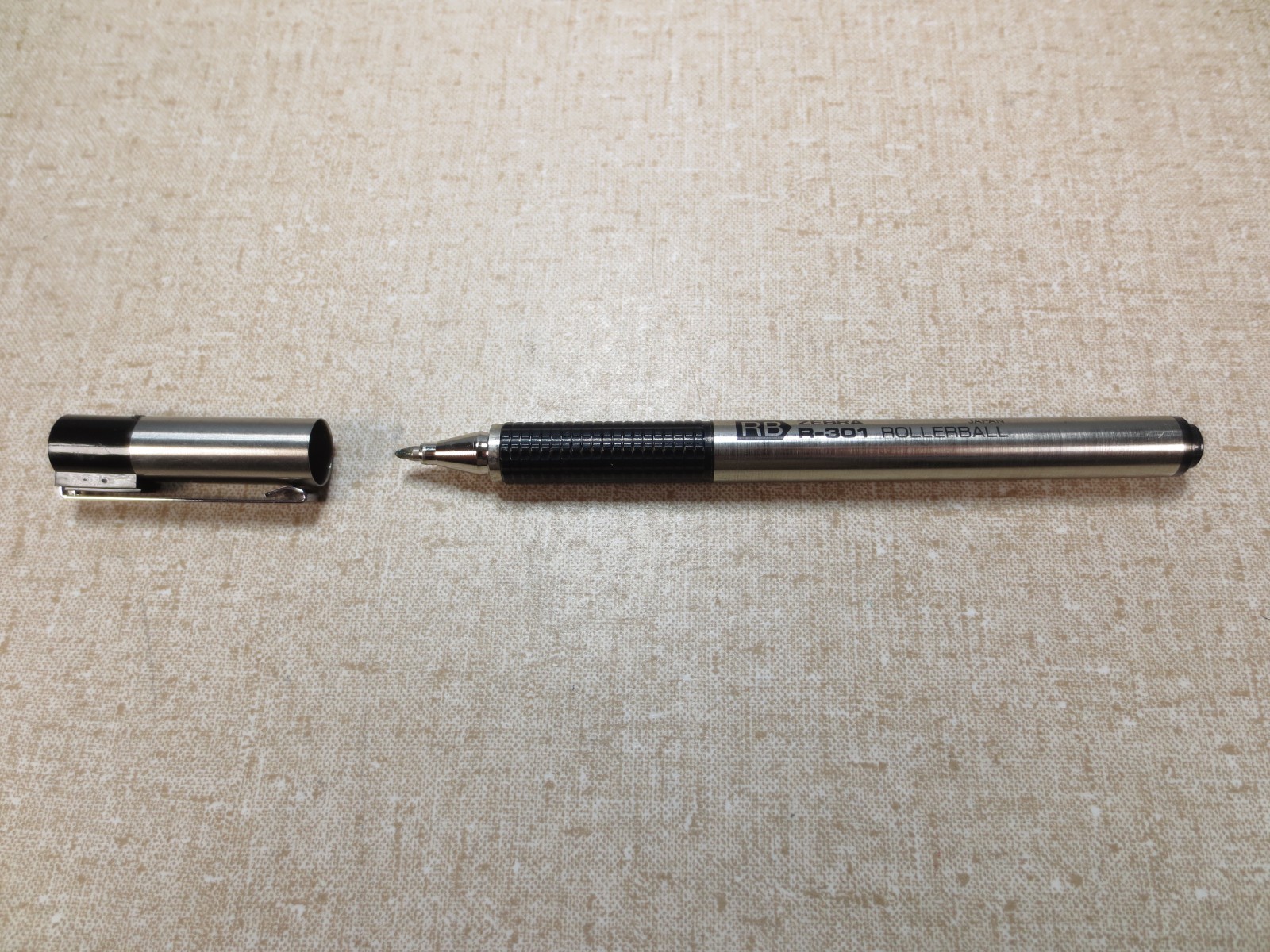 Discontinued Zebra R-301 Rollerball Ballpoint Pen Black Made in Japan Metal
