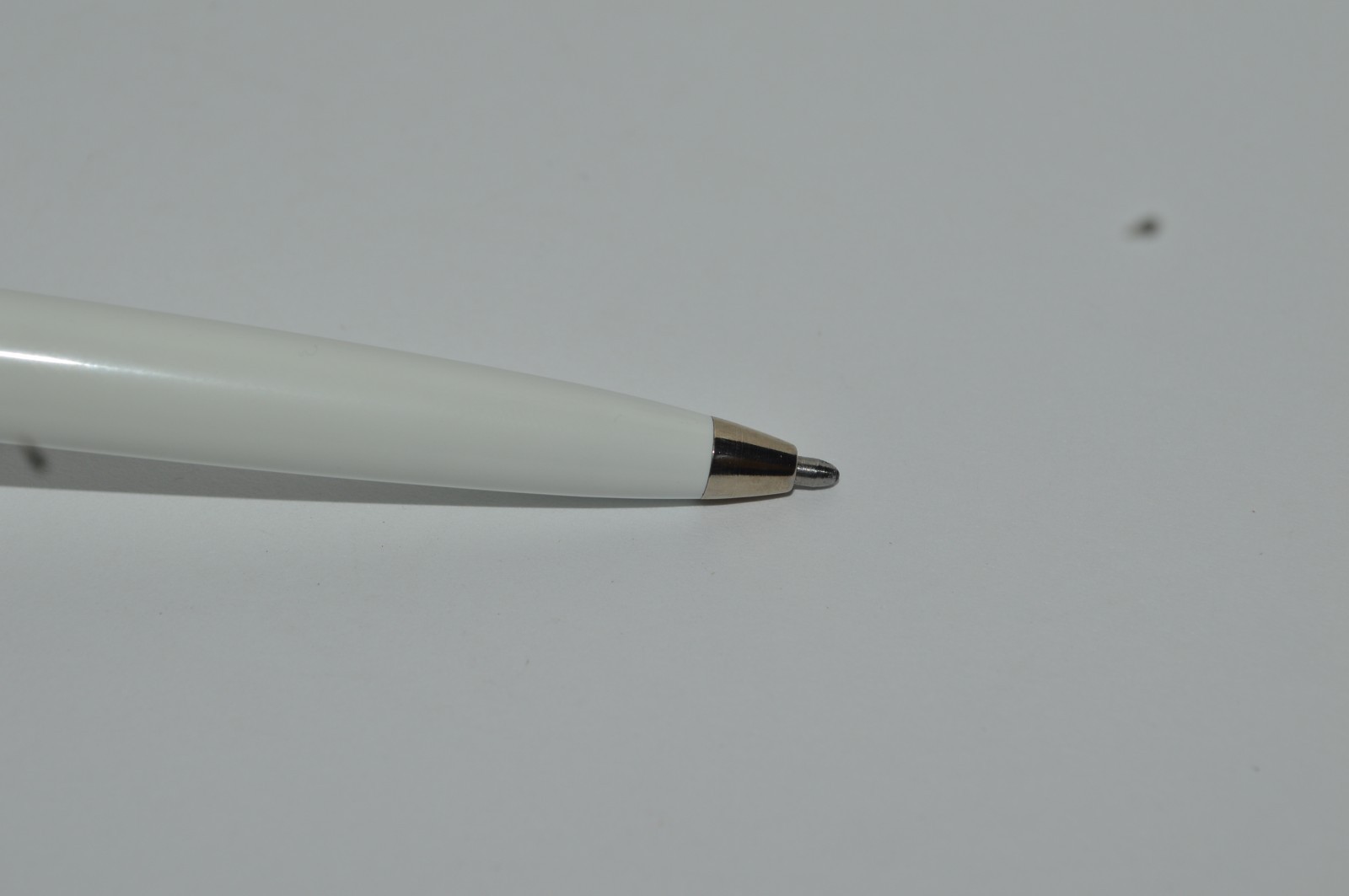 PAPER MATE Profile #2 Regular Grip Ballpoint Pen White Barrel Mexico Made 1990’s