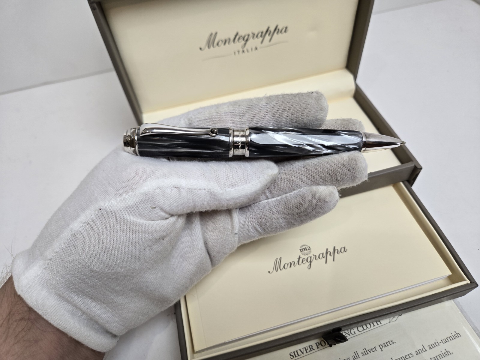 Montegrappa Emblema Sterling Silver Pearl Gray Celluloid Ballpoint Pen ISEBTBCJ