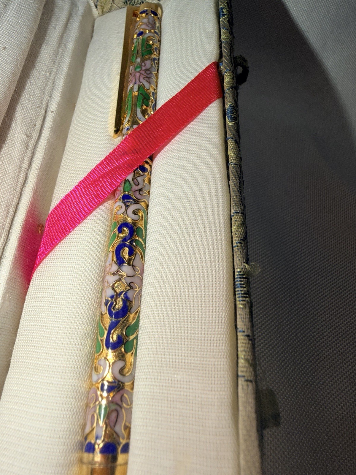 Vintage Chinese Cloisonne Ballpoint Pen Floral Enamel With Original Box