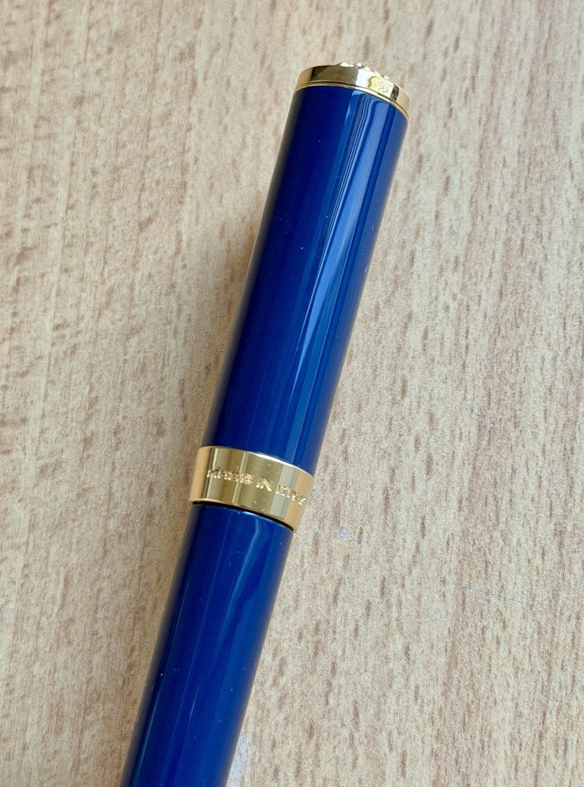Versace Olympia – Medusa Roller Pen Very Rare Collectible Made In Italy.