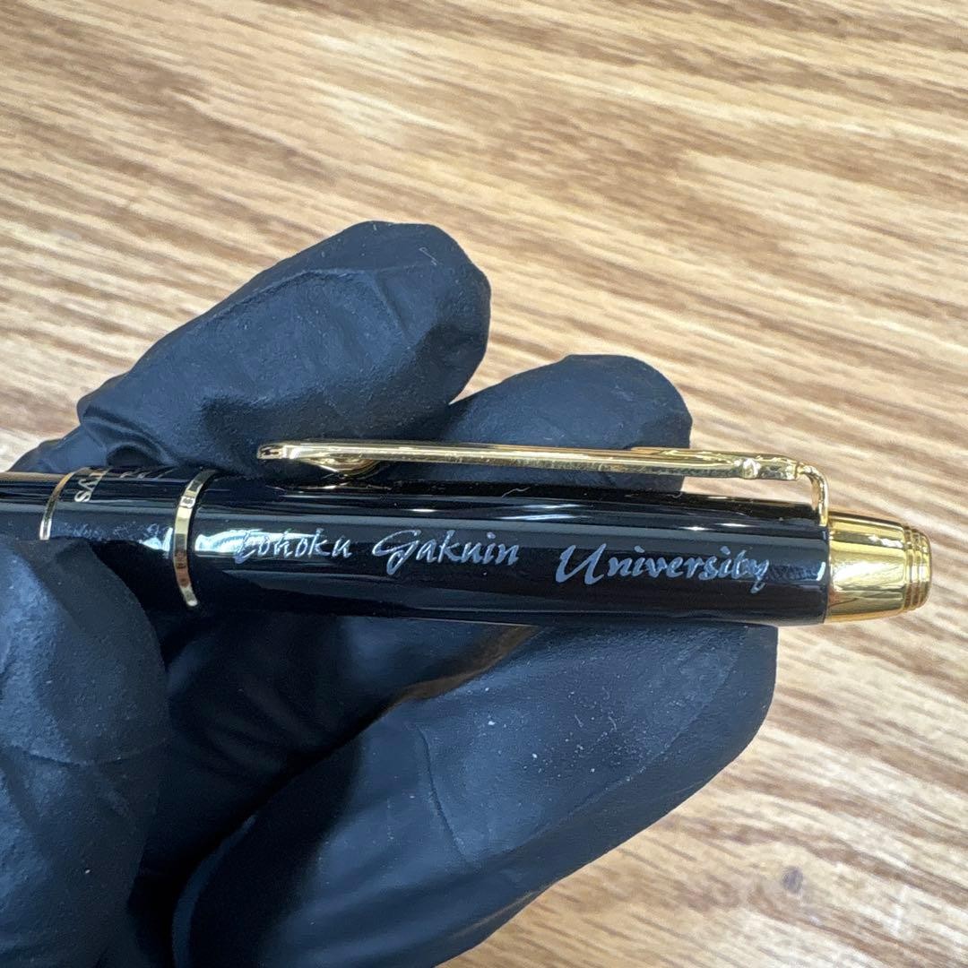 Burberry mechanical pencil ballpoint pen