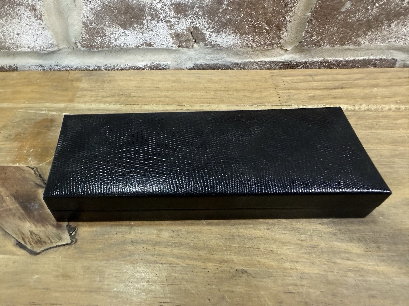 Silver Pen set branded with the Arab Bank Plc With Arabic Scrip In Box