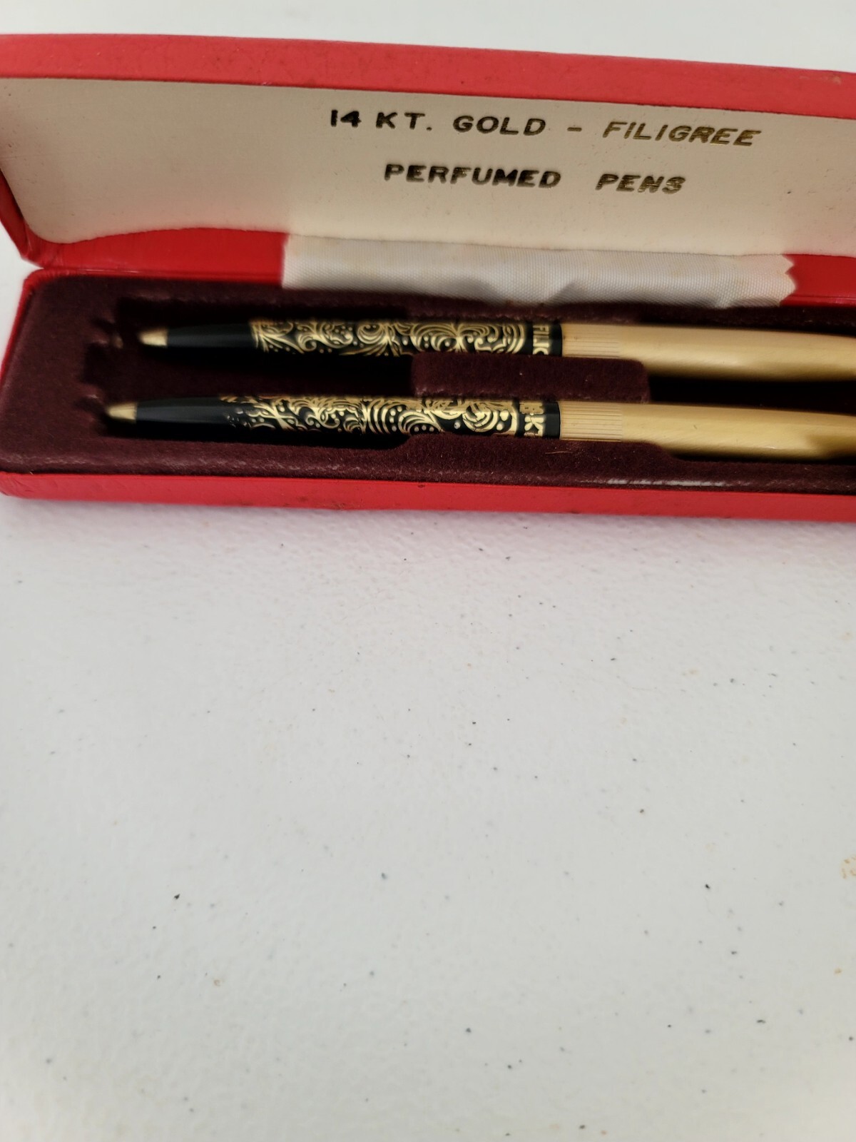 Vingtage Arpege 14K Gold Filigree Perfumed Ballpoint Pens With Cases