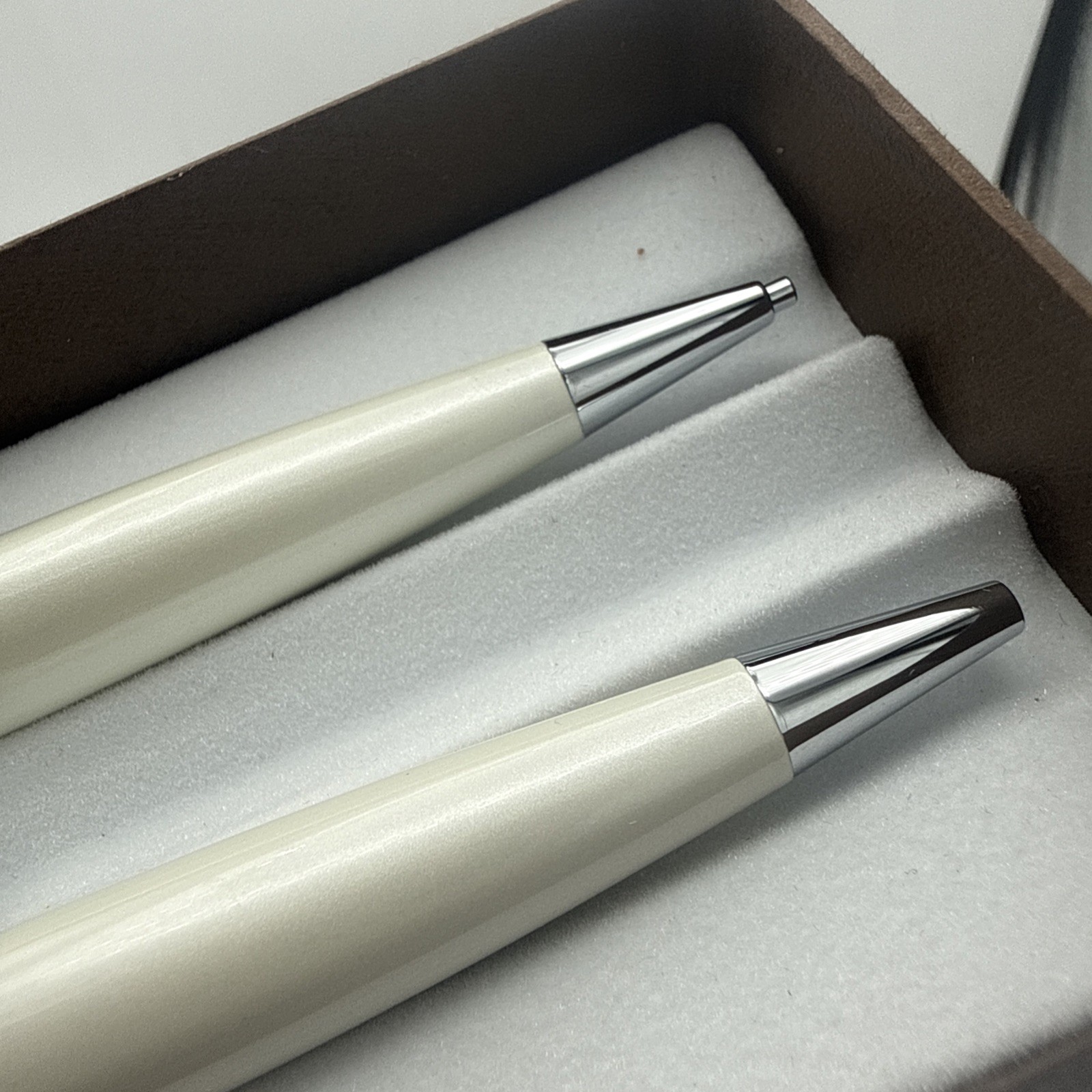Cross Beverly Pearlescent White lacquer ballpoint pen and 0.7mm pencil set