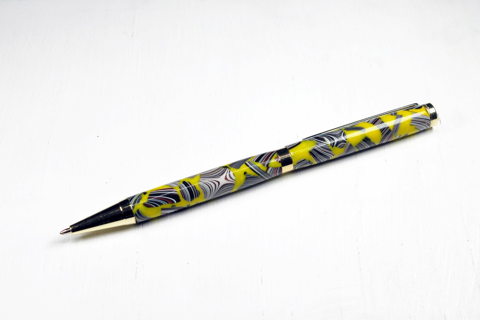 Fordite and Resin Pen – Gold/Yellow (P-050)