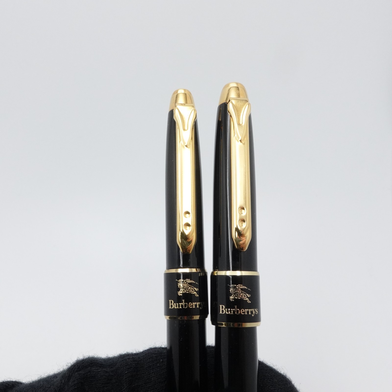 Burberry Black Gold Trim Ballpoint and Calligraphy M Nip Pen Set with Case