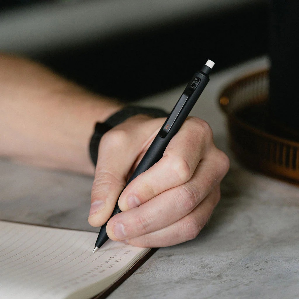 Everyman Grafton Mini Pen Super Matte Black Aluminum w/New Metal Gel Cartridge