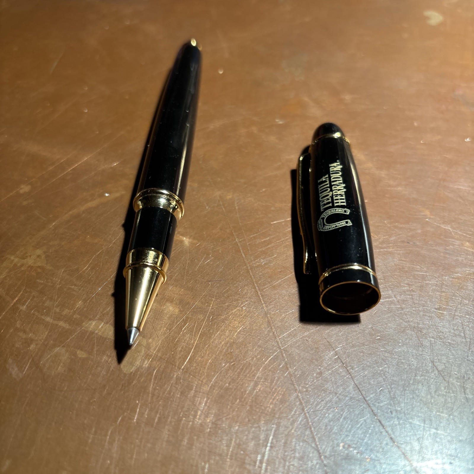 Bettoni logo Herradura Tequila Black Pen