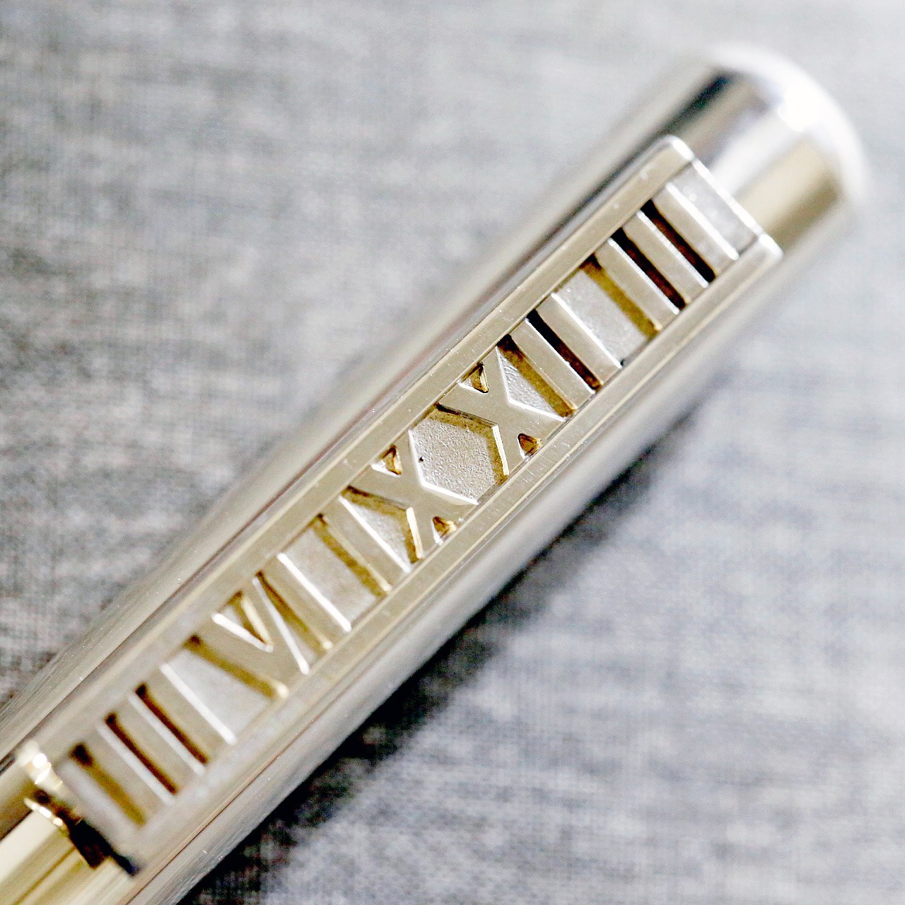 Tiffany & Co. Atlas Sterling Silver 925 Ballpoint Pen Roman Numeral Clip