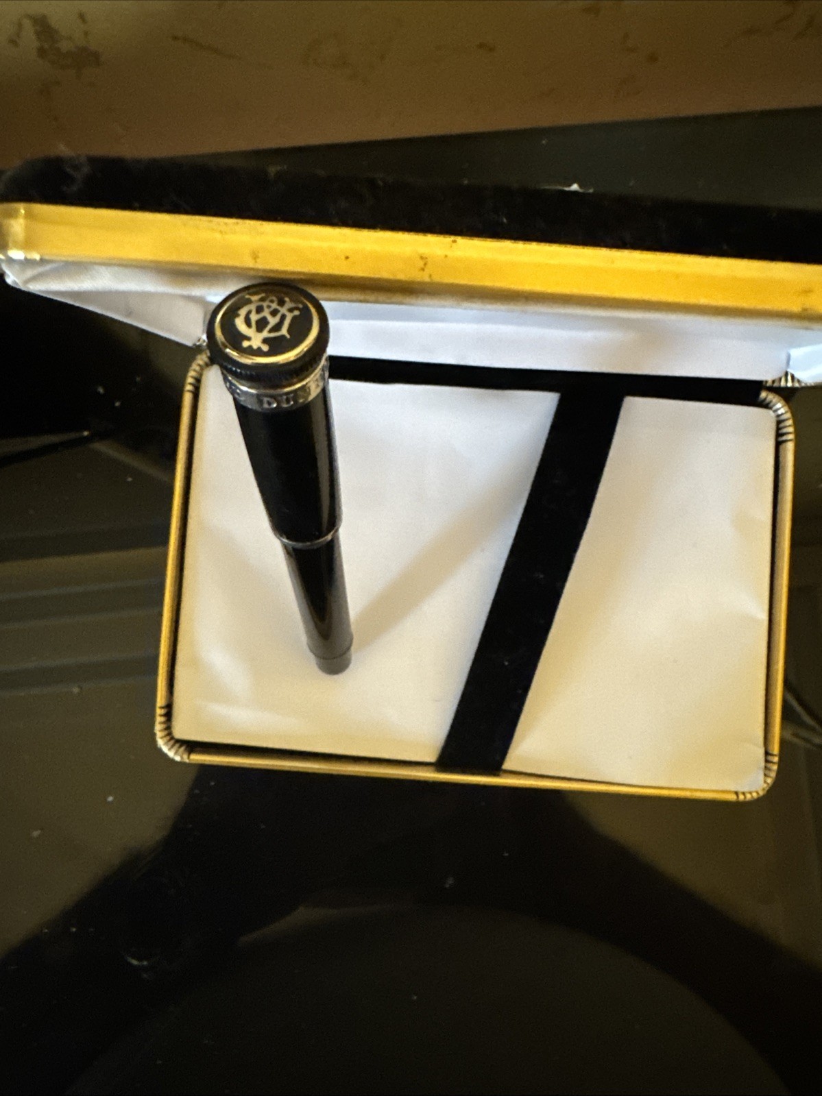 ALFRED DUNHIL ROLLERBALL PEN
