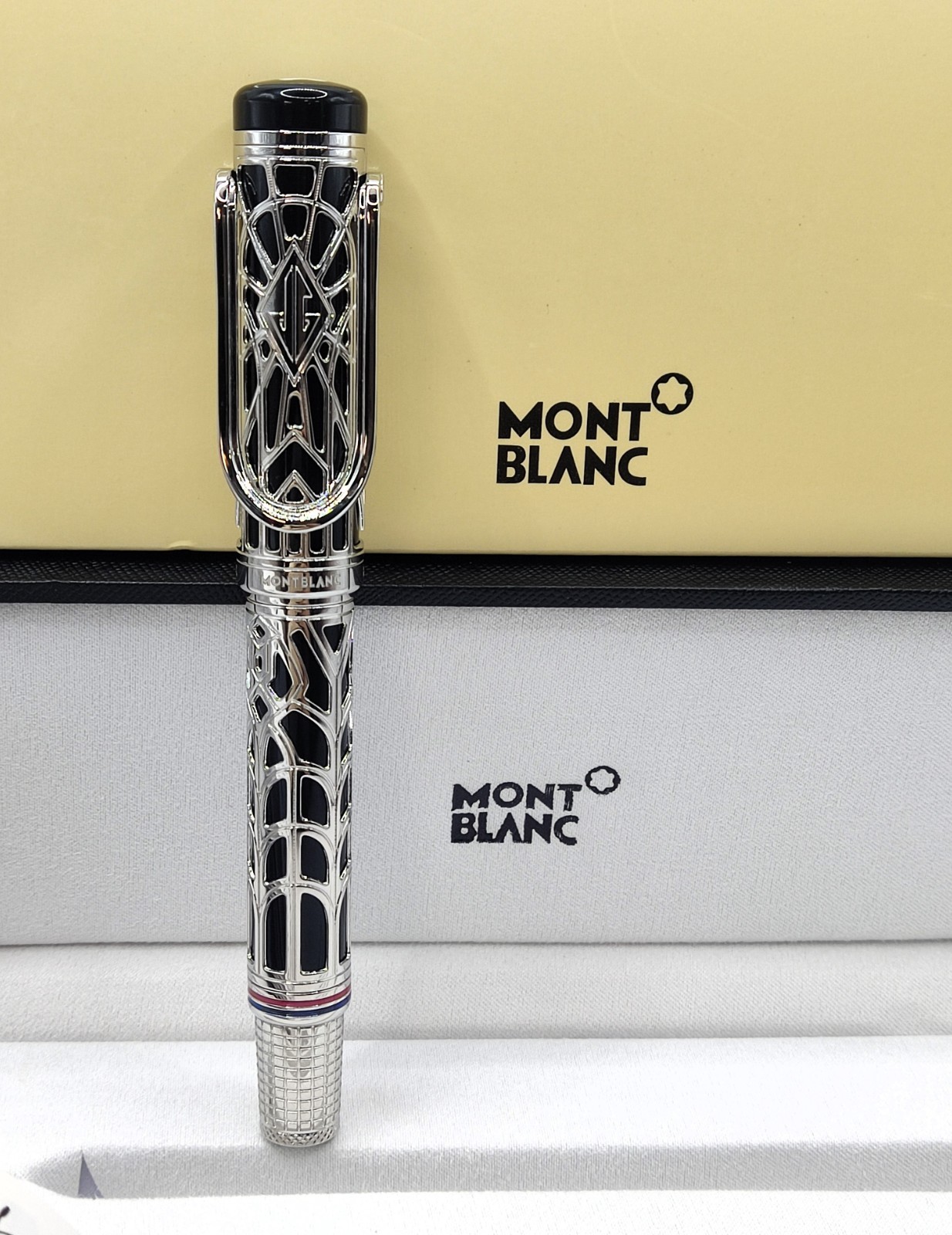 Premium Montblanc Homage to The Great Gatsby Edition Rollerball Pen With Box