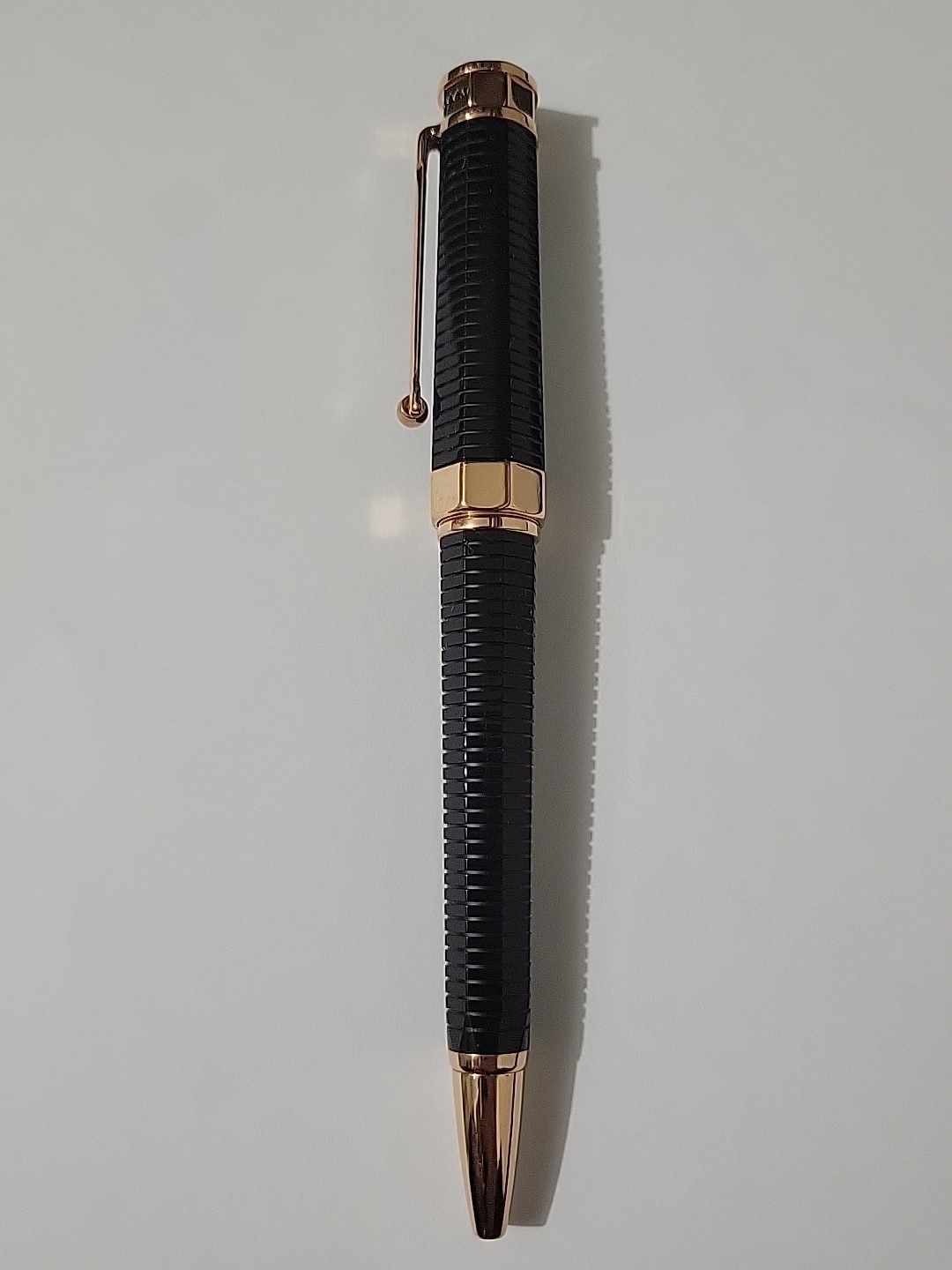 Rare Luxury Montegrappa Black Resin Rollerball Pen Rose Gold Trim w/ Box Italy