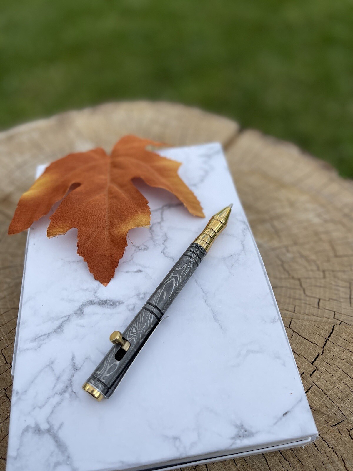 Art Work Custom Hand Forged Damascus Steel Ballpoint Pen/Officepen / Gift