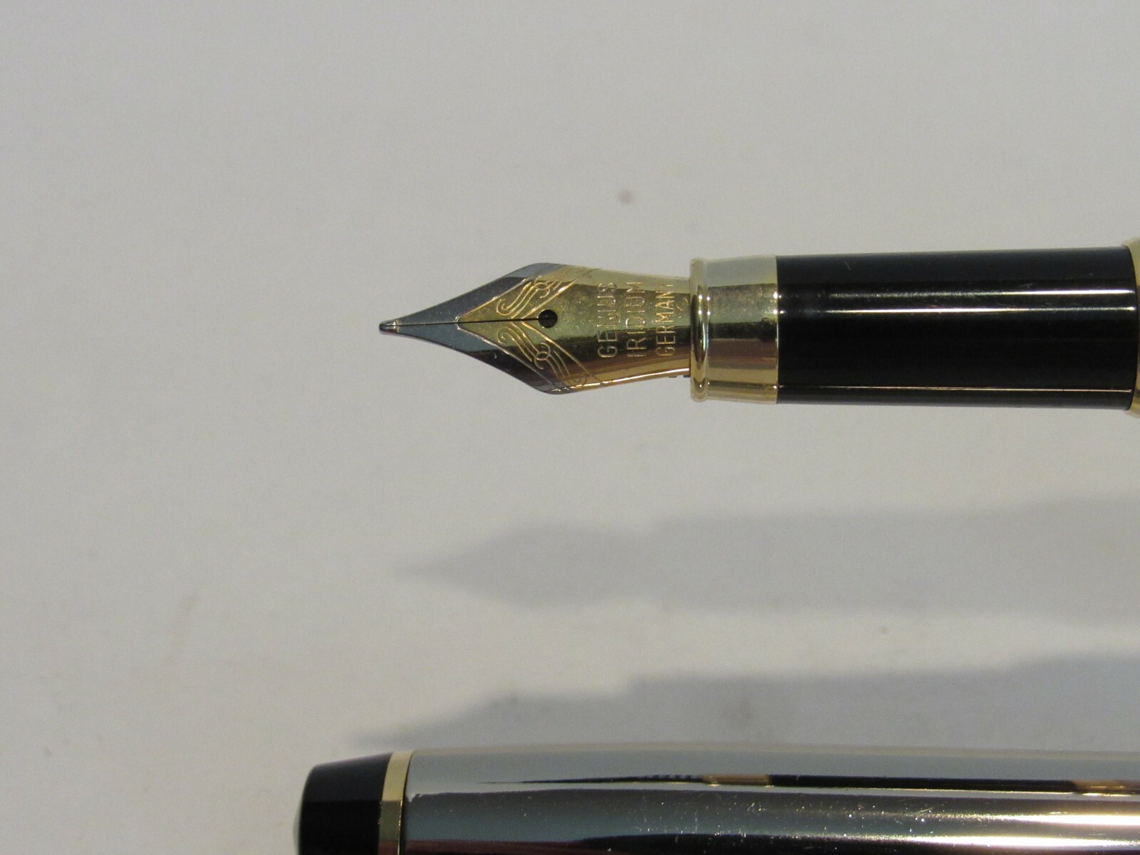TERZETTI Expert Metal Silver /GT Trim Fountain Pen/ Rollerball Combo Dual Set