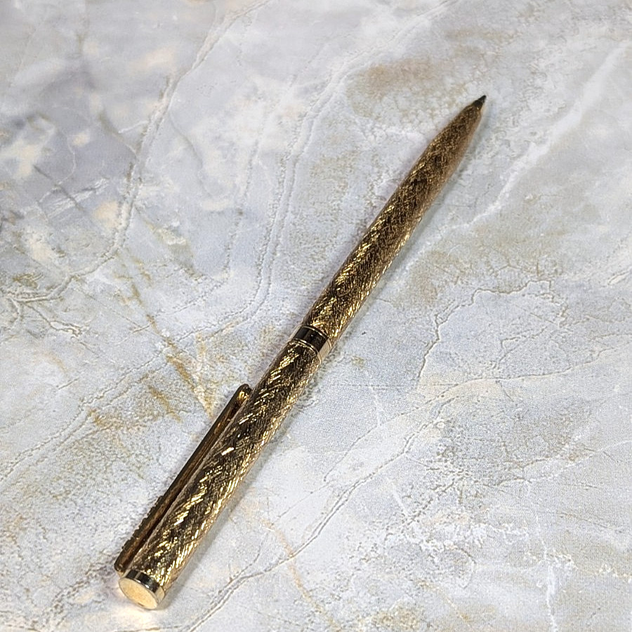 Primax Jeweled Rhinestone Ink Pen w/ Gold-Toned Textured Metal Twist Ballpoint