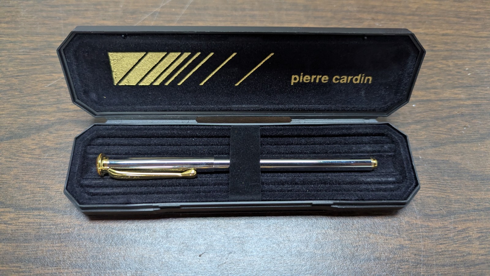 Vintage Pierre Cardin Slim Ballpoint Pen – New in Box – Gold & Silver Tone