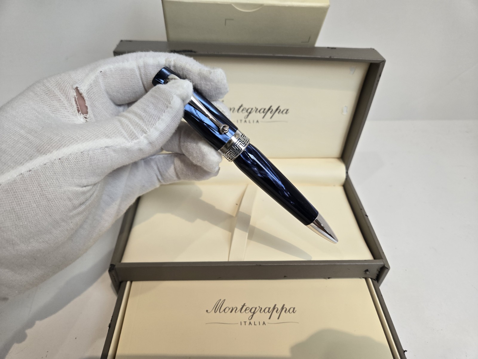 Montegrappa Miya Ballpoint Pen Midnight Blue Celluloid & Sterling ISMYTBCD