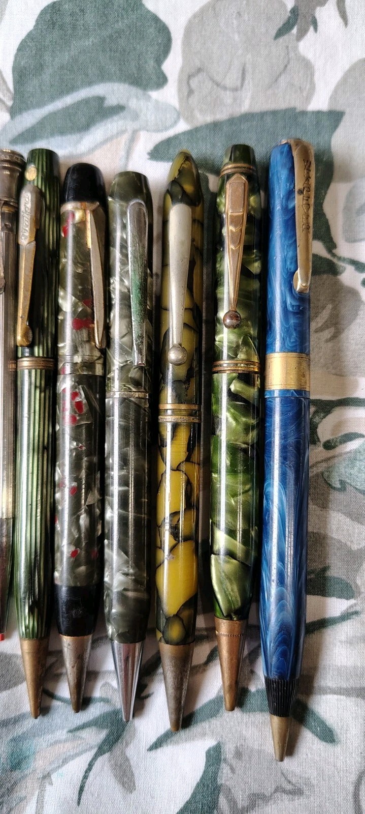 Lot of 14 Vintage Pencils